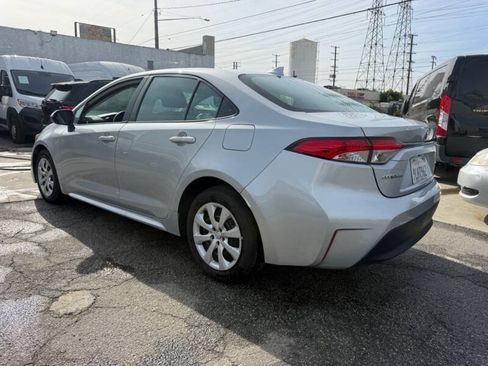 Used 2024 Toyota Corolla LE FWD image 4