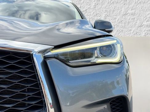 Used 2021 INFINITI QX50 Essential w/ Convenience Package image 9