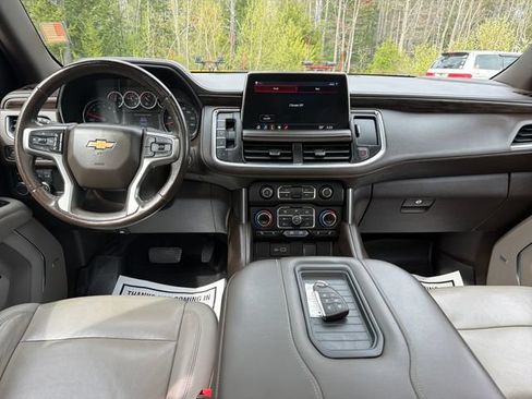 Used 2021 Chevrolet Tahoe LT w/ LT Signature Plus Package AWD/4WD image 13
