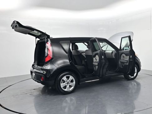 Used 2019 Kia Soul image 58