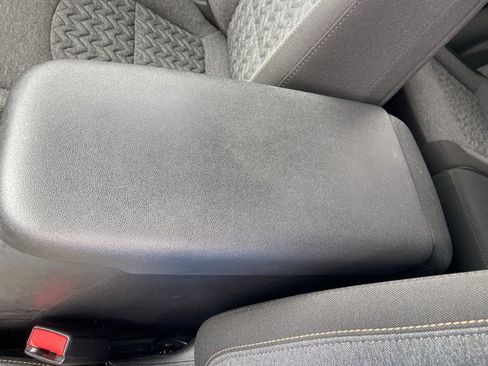 Used 2023 Chevrolet Equinox LT AWD/4WD image 41