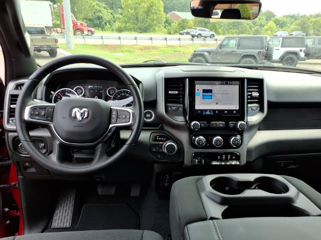 New 2026 RAM 1500 Express AWD/4WD image 8