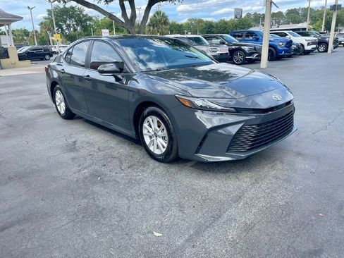 Used 2026 Toyota Camry LE FWD image 6