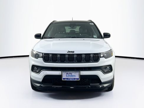 Used 2023 Jeep Compass Altitude w/ Sun and Sound Group image 2