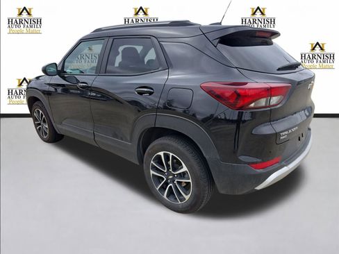 Certified 2025 Chevrolet TrailBlazer LT image 3