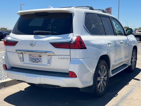 Used 2017 Lexus LX 570 4WD image 6