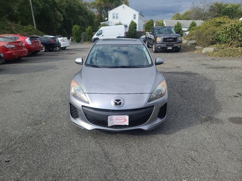 Used 2012 MAZDA MAZDA3 i Grand Touring image 2