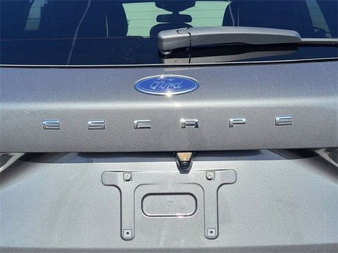 Used 2023 Ford Escape ST-Line image 7
