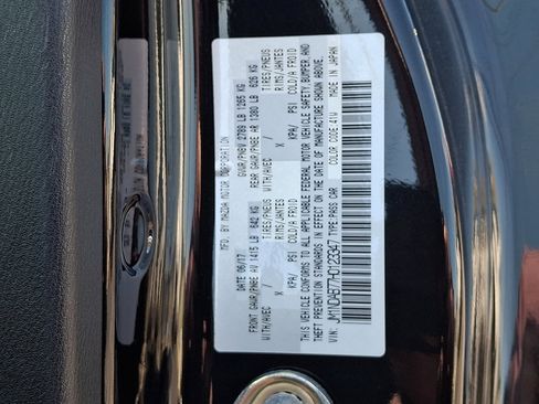 Used 2017 MAZDA MX-5 Miata Sport image 23