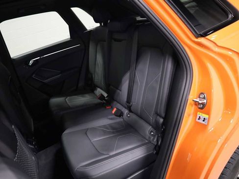 Certified 2025 Audi Q3 2.0T Premium w/ Black Optic Sport Package image 32