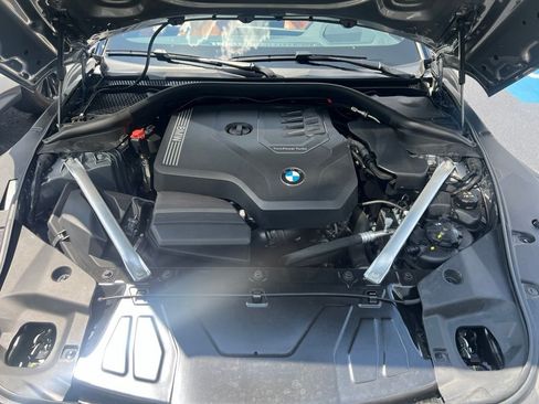 Used 2024 BMW Z4 sDrive30i w/ Premium Package RWD image 2
