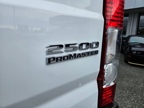 Used 2025 RAM ProMaster 2500 w/ Quick Order Package 22H SLT+ image 11