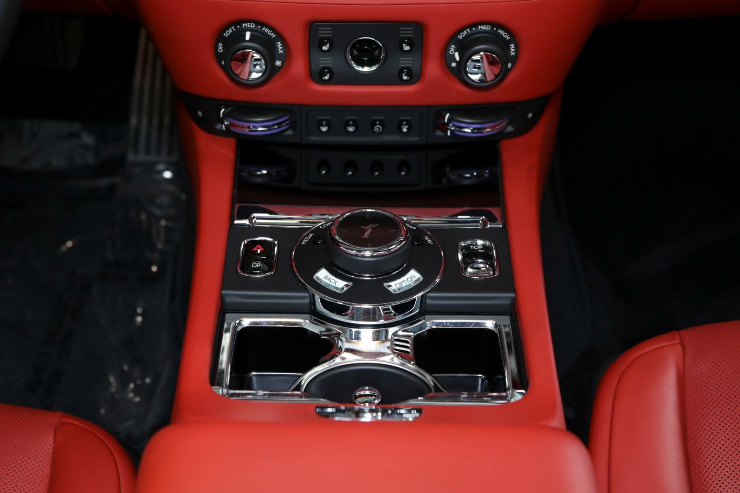 Used 2018 Rolls-Royce Dawn RWD image 48