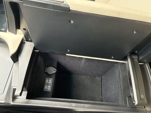 Used 2024 Lexus ES 350 w/ Premium Package image 29