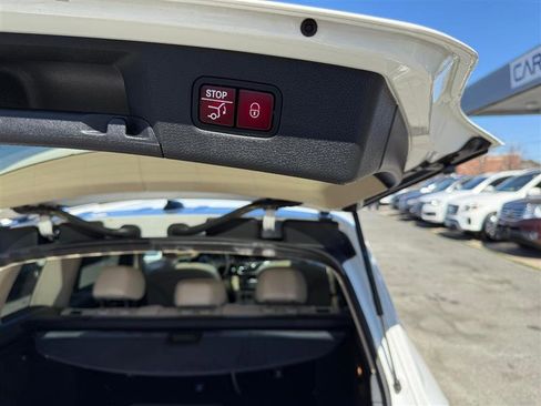 Used 2014 Mercedes-Benz GLK 350 4MATIC image 26