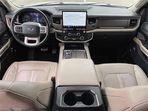 Used 2024 Ford Expedition Max Limited image 11