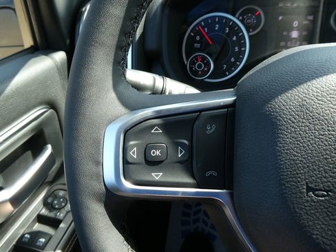 New 2026 RAM 2500 Big Horn AWD/4WD image 21