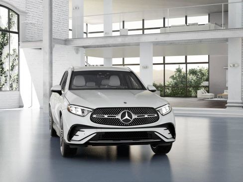 New 2025 Mercedes-Benz GLC 350e 4MATIC image 8