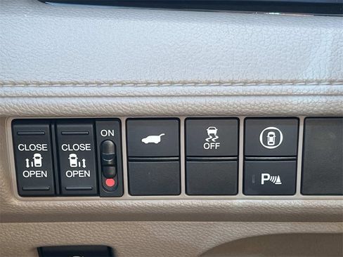 Used 2023 Honda Odyssey Touring image 28