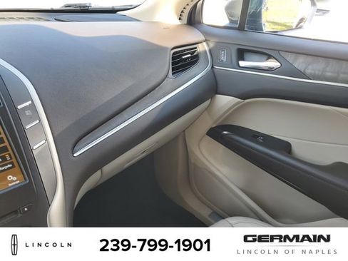 Used 2018 Lincoln MKC Reserve w/ Lincoln MKC Climate Package image 36