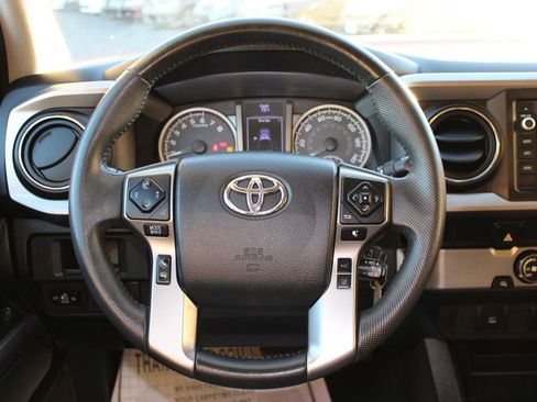 Used 2019 Toyota Tacoma SR5 image 29