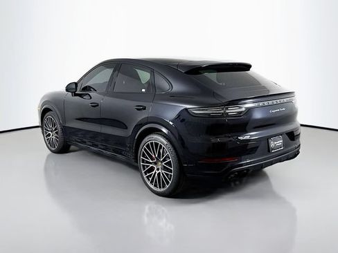 Used 2020 Porsche Cayenne Turbo AWD/4WD image 5