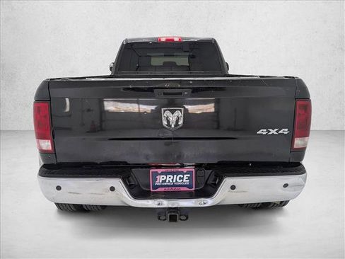 Used 2017 RAM 3500 Tradesman w/ Chrome Appearance Group image 5