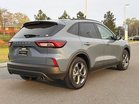 Used 2025 Ford Escape ST-Line image 3