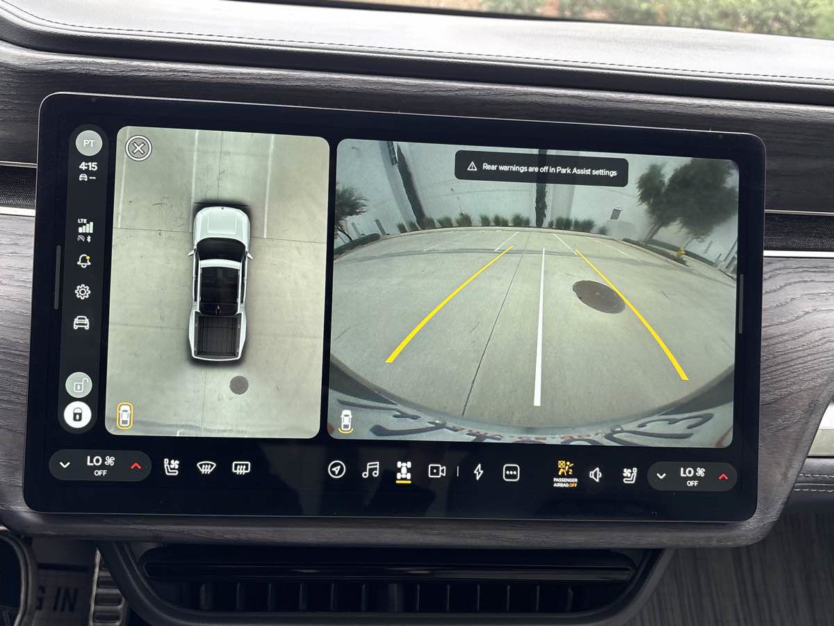 Used 2023 Rivian R1T Launch Edition AWD/4WD image 23