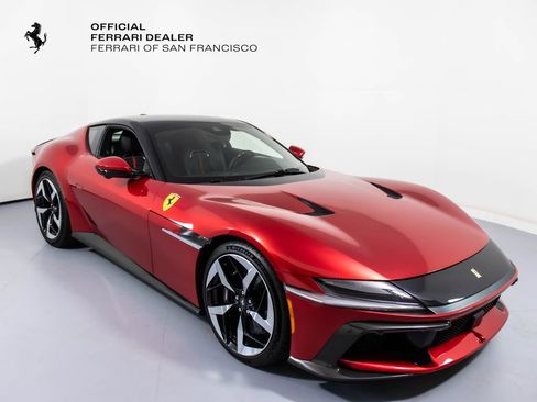 Certified 2025 Ferrari 12Cilindri RWD image 1