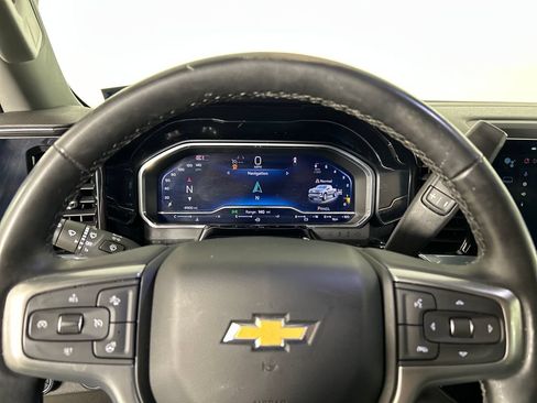 Used 2024 Chevrolet Silverado 1500 LT AWD/4WD image 14