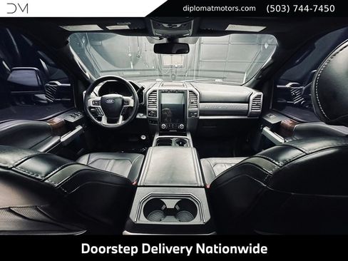 Used 2017 Ford F250 Platinum w/ Platinum Ultimate Package AWD/4WD image 28