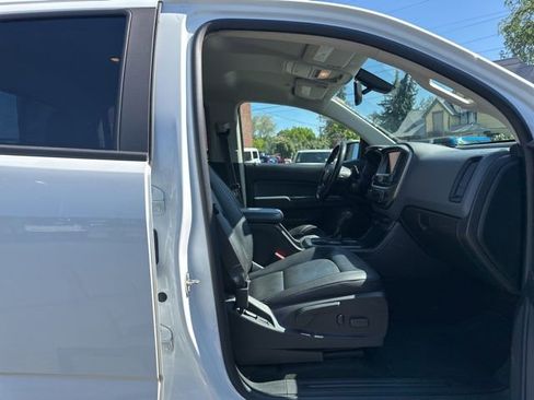 Used 2018 Chevrolet Colorado Z71 AWD/4WD image 19
