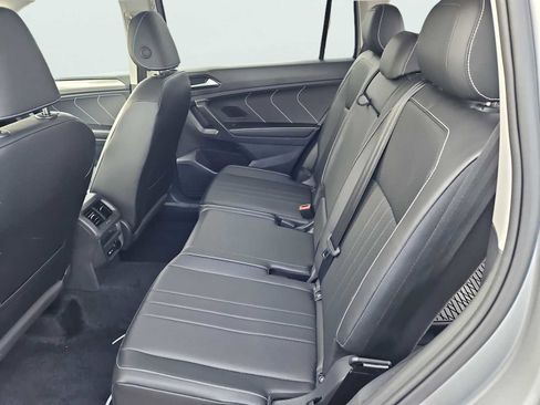 Used 2024 Volkswagen Tiguan Wolfsburg Edition image 31