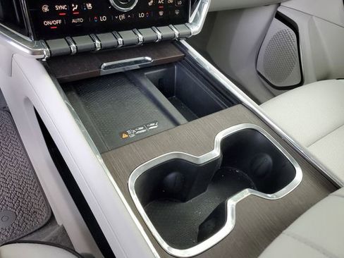 Used 2024 GMC Acadia Denali w/ Super Cruise Package image 23