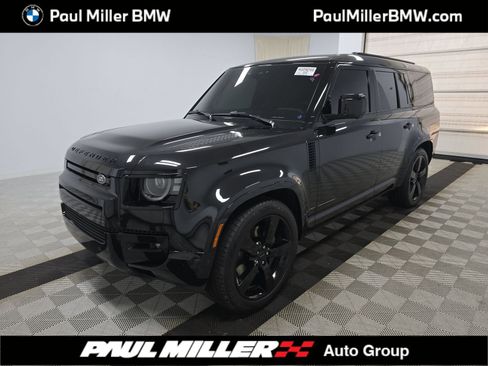 Used 2026 Land Rover Defender 130 X-Dynamic SE image 1