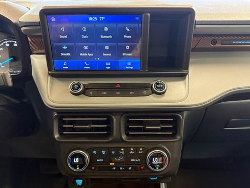 Used 2022 Ford Maverick Lariat w/ Lariat Luxury Package AWD/4WD image 16