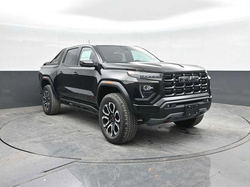 New 2025 GMC Canyon AT4 w/ Nightfall Edition image 6