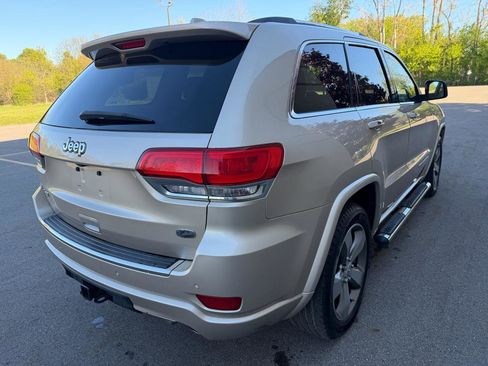 Used 2014 Jeep Grand Cherokee Overland AWD/4WD image 5