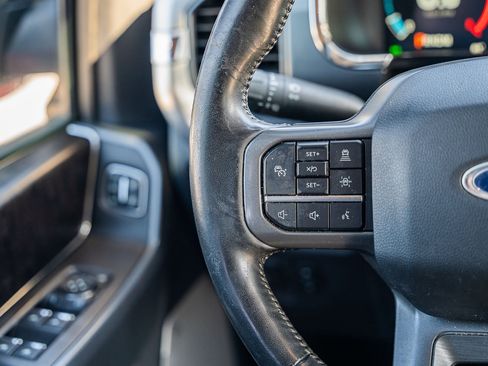 Certified 2022 Ford F150 Lariat image 28