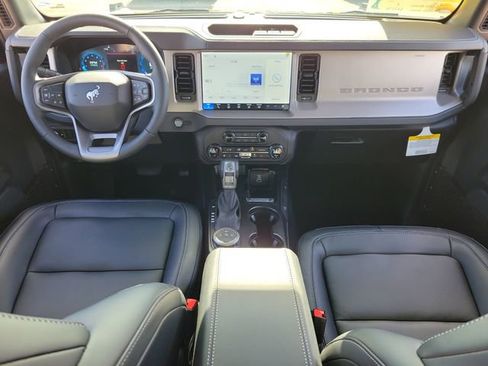 New 2026 Ford Bronco Outer Banks AWD/4WD image 8