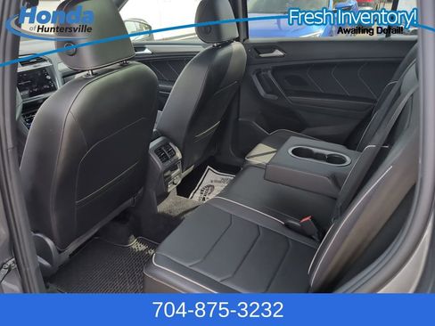 Used 2022 Volkswagen Tiguan SEL R-Line AWD/4WD image 13