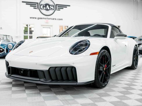 Used 2026 Porsche 911 Targa 4 GTS AWD/4WD image 11