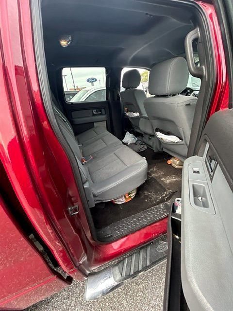 Used 2014 Ford F150 XLT w/ Equipment Group 302A Luxury AWD/4WD image 16