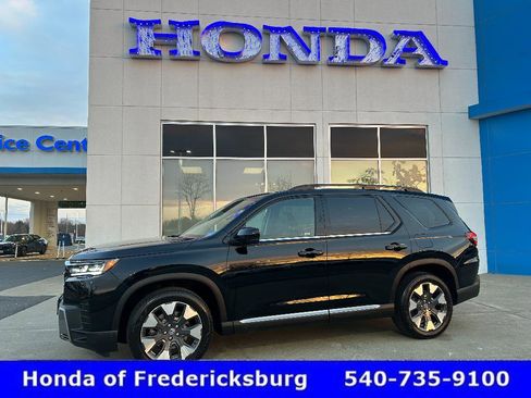 Used 2026 Honda Pilot Elite image 1