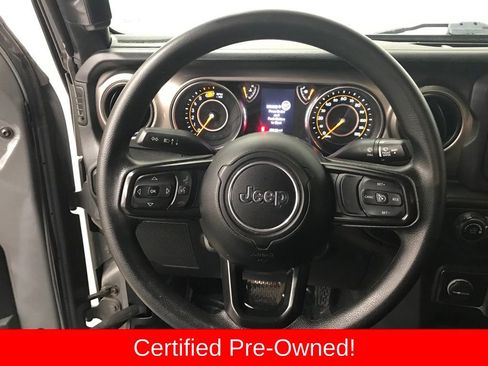 Certified 2020 Jeep Wrangler Sport image 12