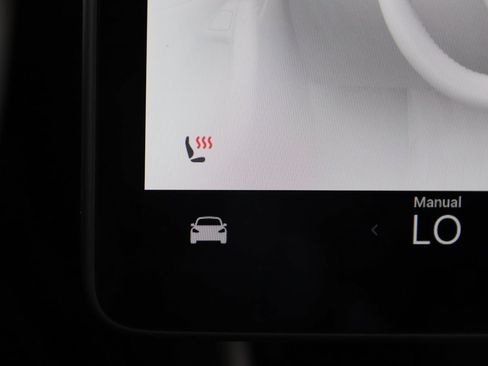 Used 2020 Tesla Model Y Long Range image 8