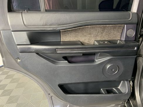 Used 2021 Ford Expedition Limited image 30