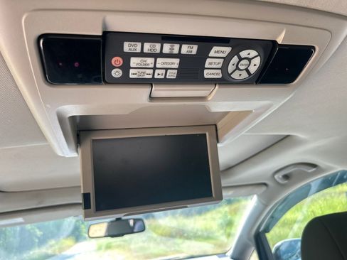 Used 2017 Honda Odyssey Touring image 17