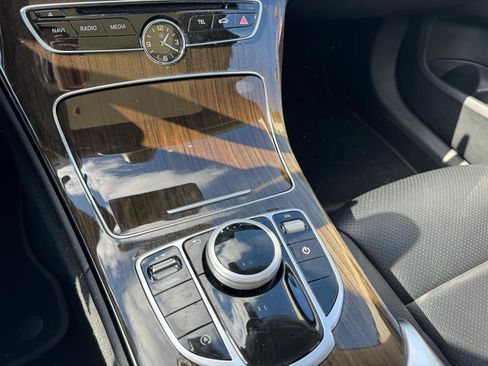Used 2017 Mercedes-Benz C 300 4MATIC Sedan image 17